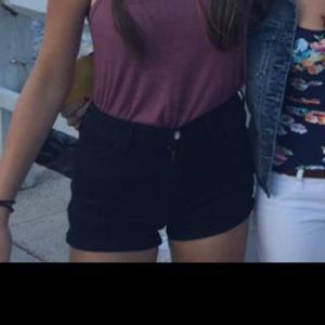 BLACK HIGH WAISTED SHORTS